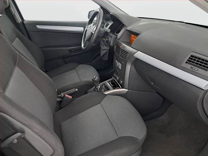 Opel Astra (2005) 1.6 16V, jezdí dobře - fotka 9 z 16