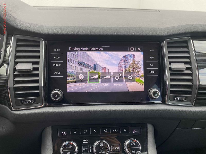 Škoda Kodiaq (2021) 2.0 TSi 4x4, 1.maj,ČR, Style - fotka 19 z 21