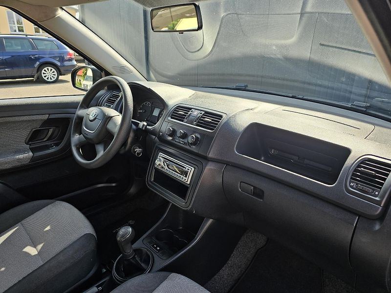 Škoda Fabia 1.2 44kW, KLIMA, REZERVACE - fotka 20 z 27