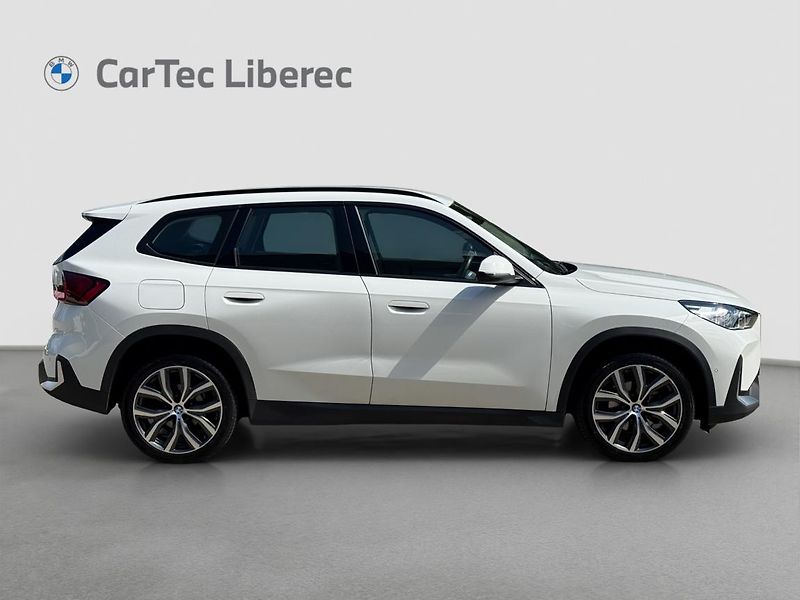 BMW X1 sDrive18d - fotka 5 z 20