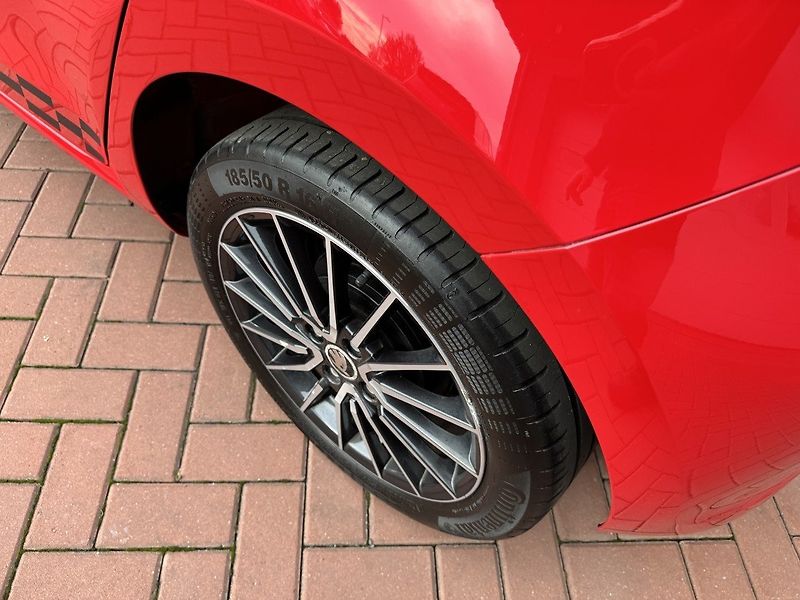 Škoda Citigo (2017) 1.0MPi Monte Carlo Bluetooth - fotka 46 z 48