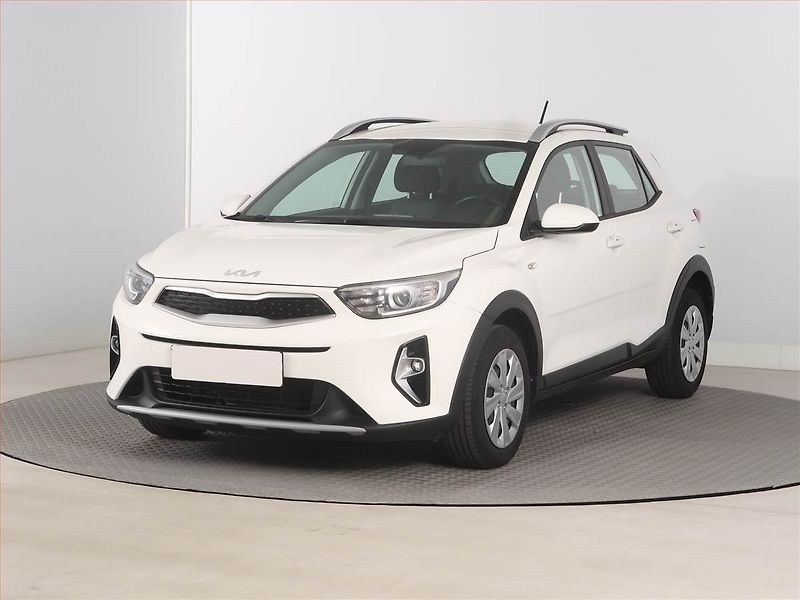 Kia Stonic (2023) 1.2 DPI, Serv.kniha, Tempomat - fotka 2 z 16