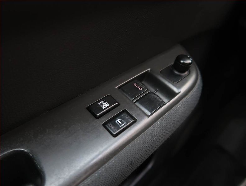 Suzuki Swift (2007) 1.3 i, nová STK, Klima - fotka 16 z 16