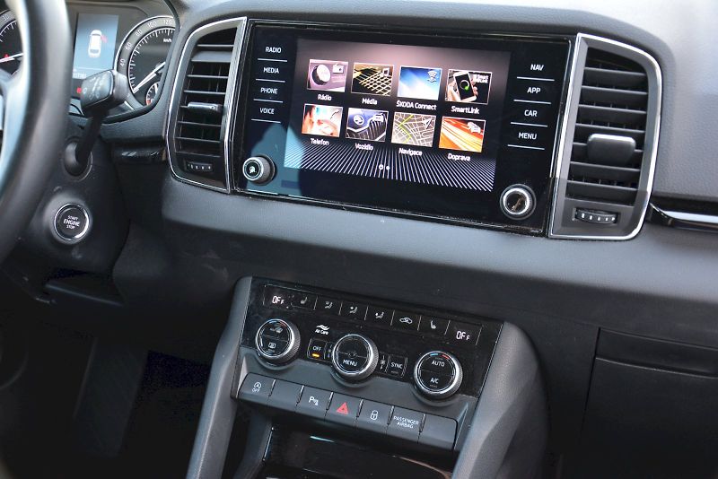 Škoda Karoq (2019) 1.5 TSI 110 KW Style DSG 7 Aut - fotka 19 z 26