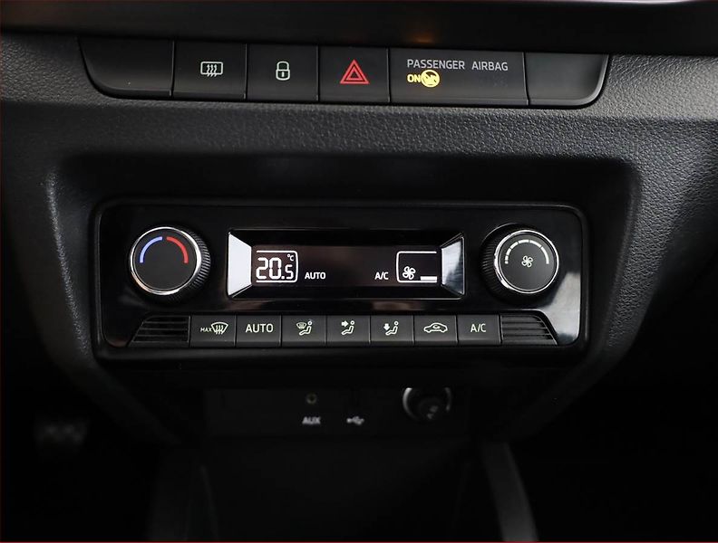 Škoda Fabia (2015) Ambition 1.2 TSI - fotka 9 z 19