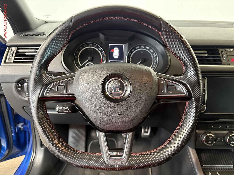 Škoda Octavia (2016) 2.0 TDi, ČR, Xenon, panor - fotka 17 z 19