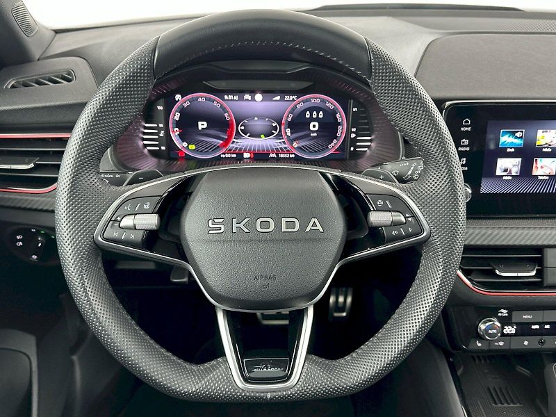 Škoda Kamiq (2025) DSG 1.0TSI 85kW Monte Carlo - fotka 9 z 33