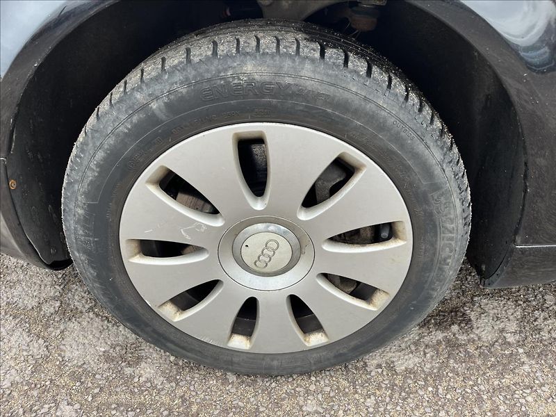 Audi A4 Avant 3,0 TDi 150KW 4x4 AUTOMA - fotka 31 z 31