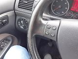 Volkswagen Touran (2007) Cross 2.0 TDi - náhled 9