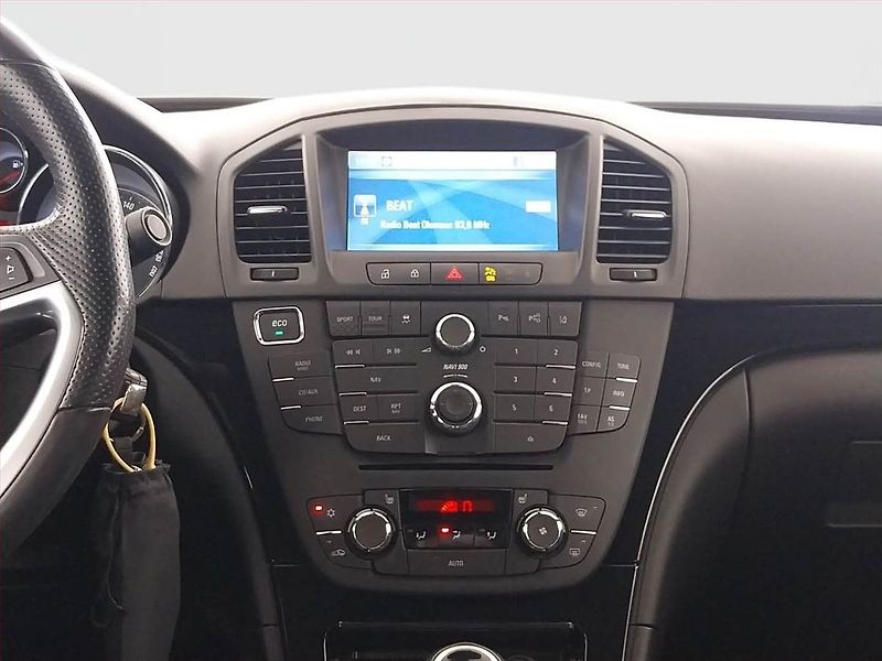 Opel Insignia (2012) 2.0 BiTurbo CDTI, Serv.kniha - fotka 12 z 21