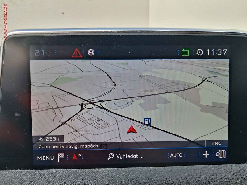 Peugeot 5008 (2018) 1.2 PT, GT Line, LED - fotka 18 z 18