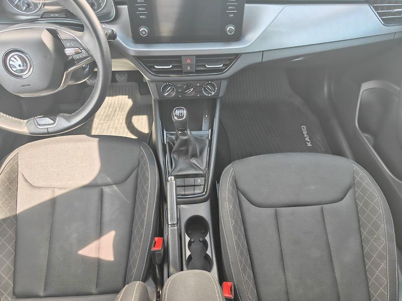 Škoda Kamiq Ambition 6MP 1,0TSI - fotka 9 z 22