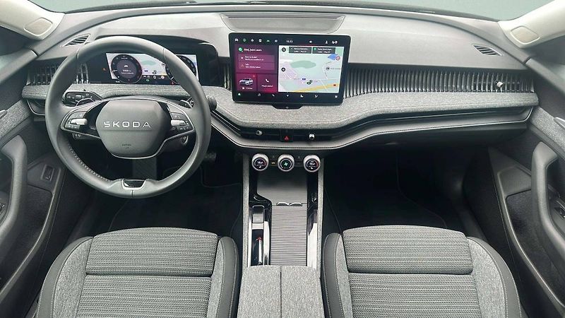 Škoda Superb Combi Selection 2,0TDI 110kW D - fotka 5 z 31