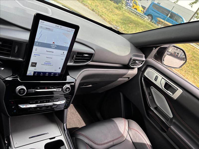 Ford Explorer 3,0 PHEV 336kW ST-Line AWD DPH - fotka 51 z 52