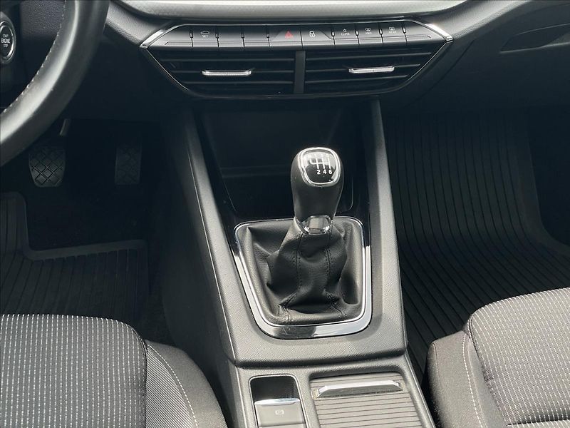 Škoda Octavia 2,0 TDI Combi Ambition Plus - fotka 12 z 21
