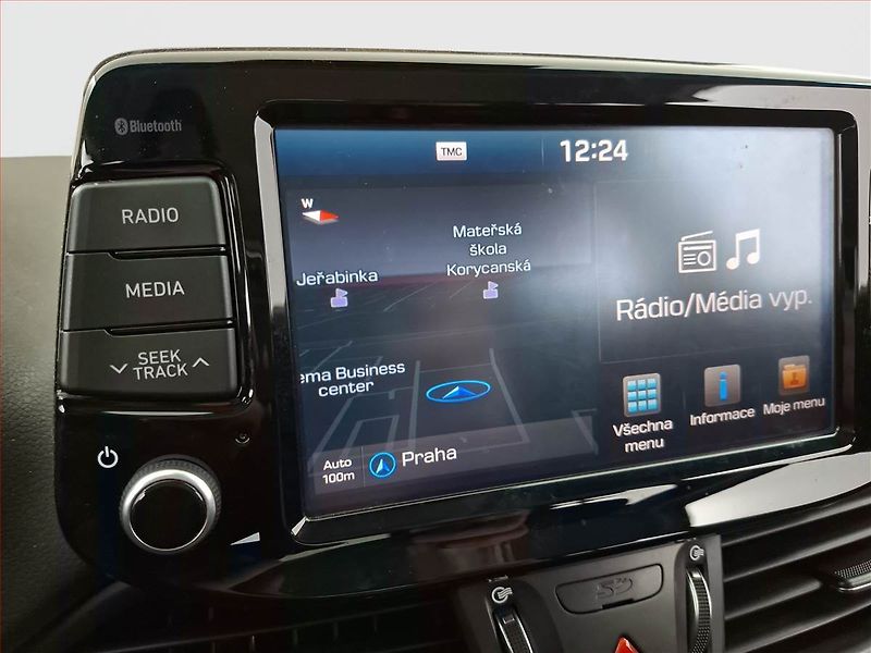 Hyundai i30 (2017) 1.6 CRDi, Navi, Tempomat - fotka 13 z 19