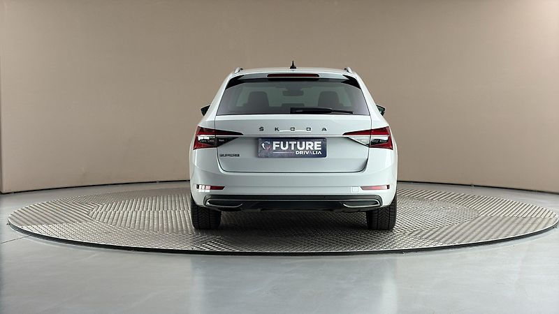 Škoda Superb 2.0 TDI DSG L&K Combi - fotka 5 z 34