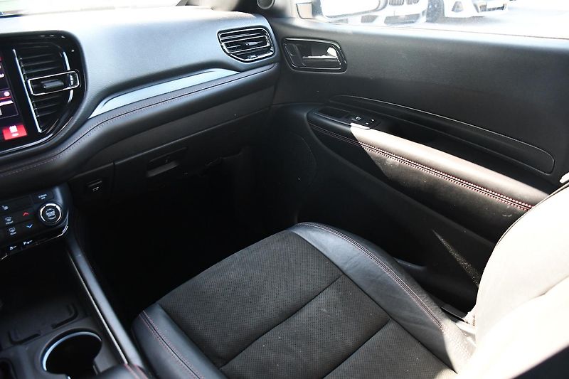 Dodge Durango 5,7L V8 RWD - fotka 26 z 58
