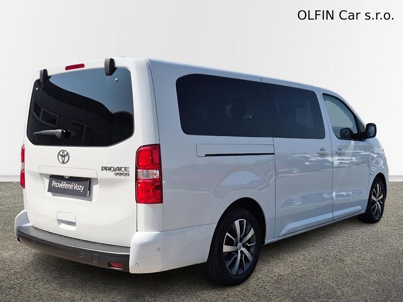 Toyota ProAce Verso Family 2.0D 130 kW 8 AT Family - fotka 2 z 29