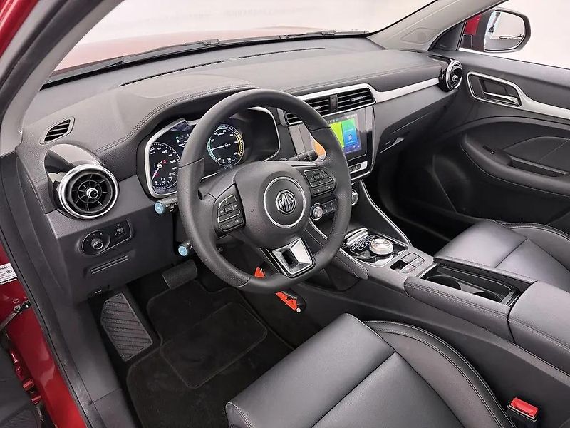 MG ZS EV 105kW 45kWh LUXURY DPH - fotka 3 z 12