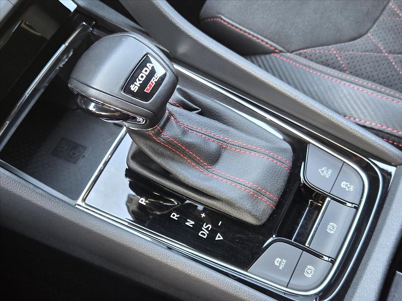 Škoda Kodiaq 2,0 TSi DSG 4x4 RS Tažné z. We - fotka 22 z 29