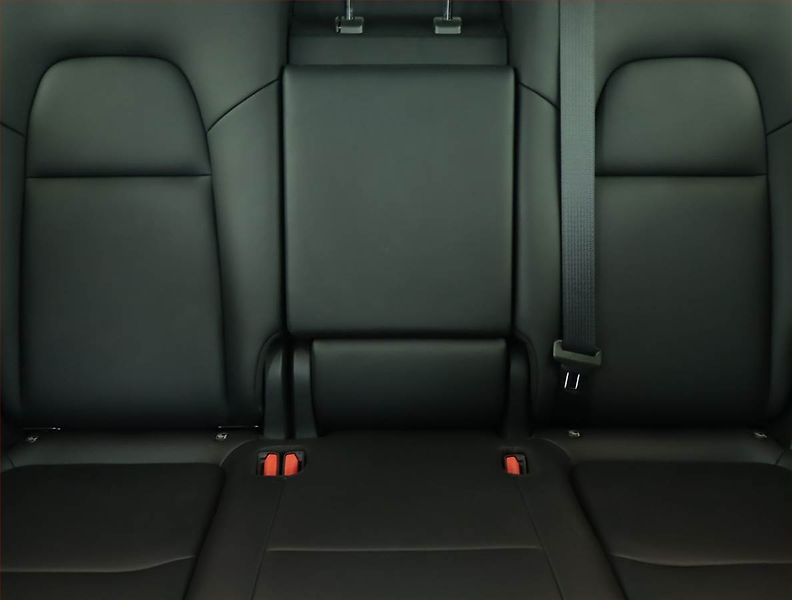 Tesla Model Y (2023) RWD LFP 60kWh, SoH 96% - fotka 10 z 20
