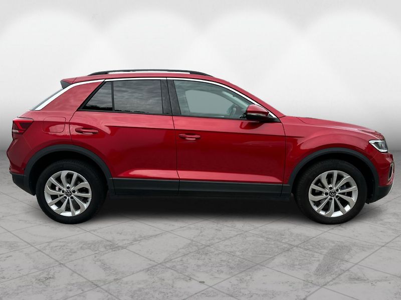 Volkswagen T-Roc Life 1.5 TSI 110kW DSG - fotka 7 z 20