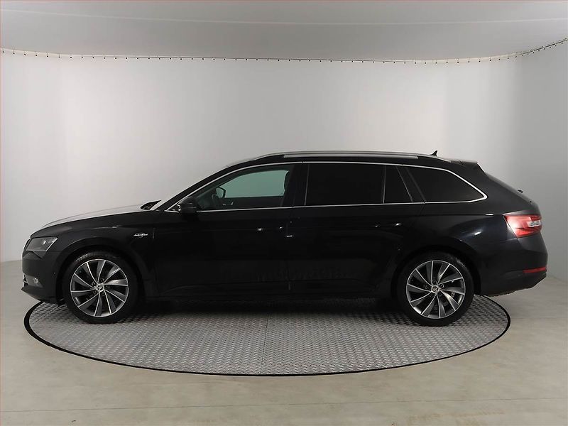 Škoda Superb (2019) Laurin&Klement 2.0 TDI, 4X4 - fotka 3 z 19