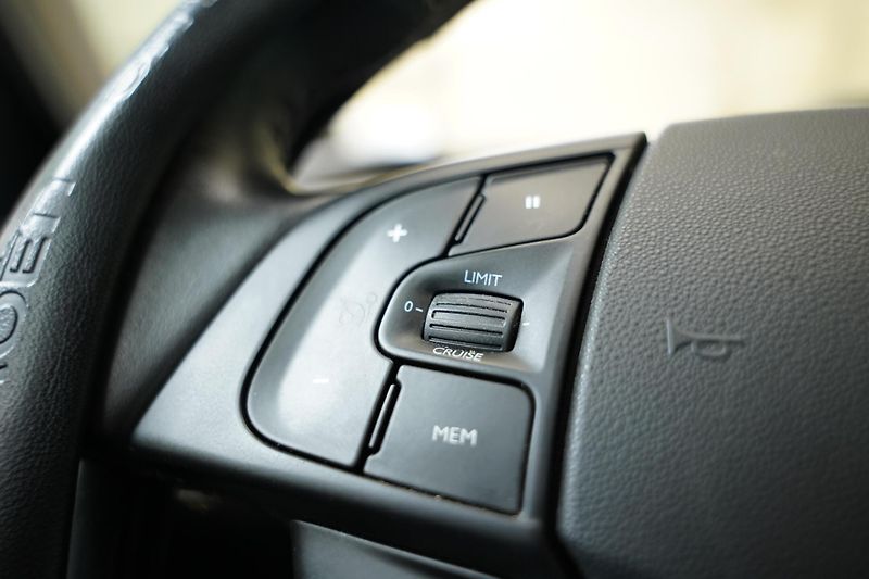 Citroën C4 Picasso - fotka 12 z 23