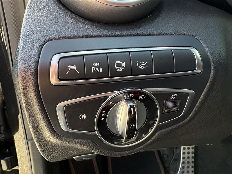Mercedes-Benz Třídy C 3,0 43AMG 270kW 4M,Bohatá výba - fotka 9 z 50
