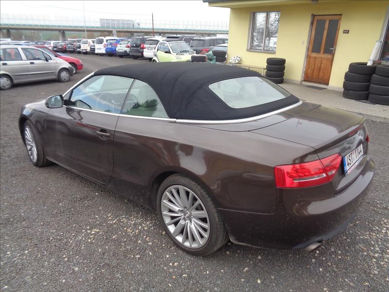 Audi A5 2,0 - fotka 5 z 20