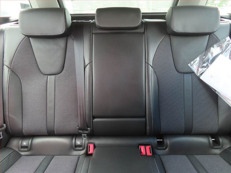 Škoda Octavia (2021) Style 1.0 TSI, Serv.kniha - fotka 10 z 24