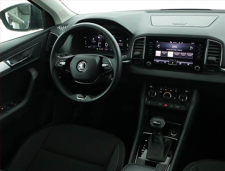 Škoda Karoq (2024) Ambition 2.0 TDI - fotka 7 z 21