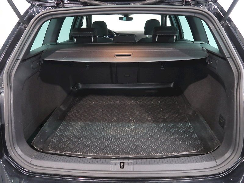 Volkswagen Golf (2019) ALLTRACK 2.0TDI 135kW 4M DSG - fotka 37 z 39