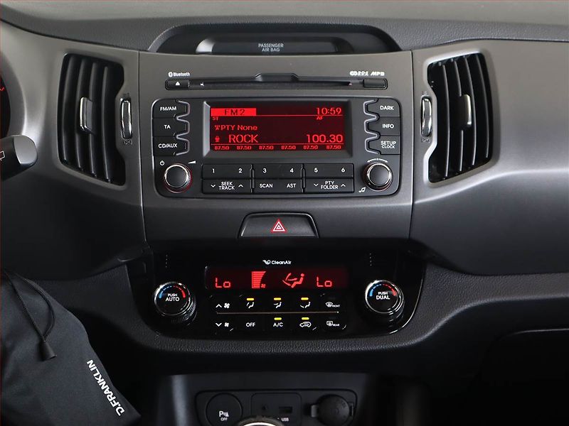 Kia Sportage (2014) 2.0 CRDi, 4X4, Serv.kniha - fotka 12 z 23