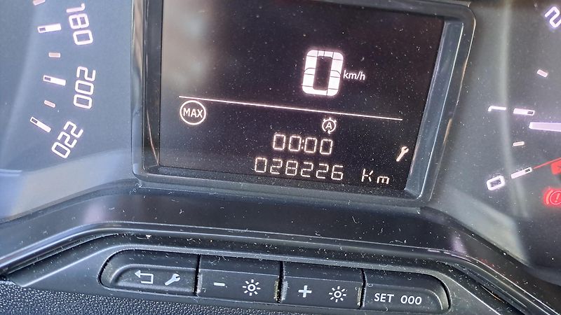 Citroën C3 1.2 PureTech S&S NAVI - fotka 21 z 28