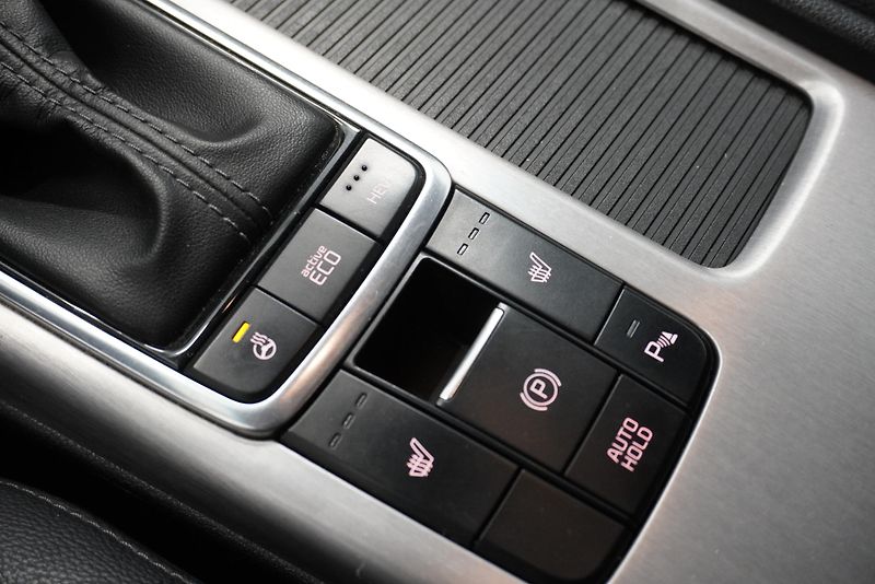 Kia Optima  SW 2,0 GDI PHEV AUT, - fotka 18 z 35