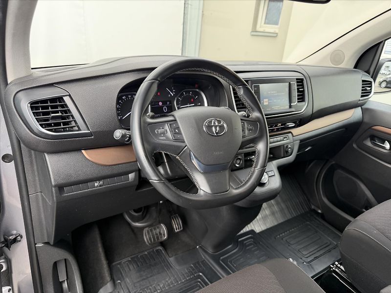 Toyota ProAce Verso 2,0 FAMILY L1 COMFORTNAVI - fotka 7 z 20