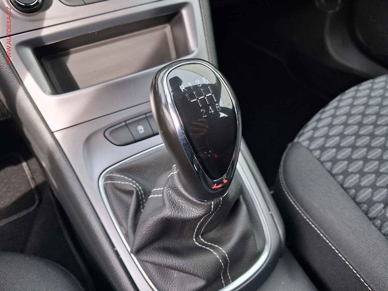 Opel Astra (2022) 1.5 CDTi, Bussines, navi, - fotka 15 z 17