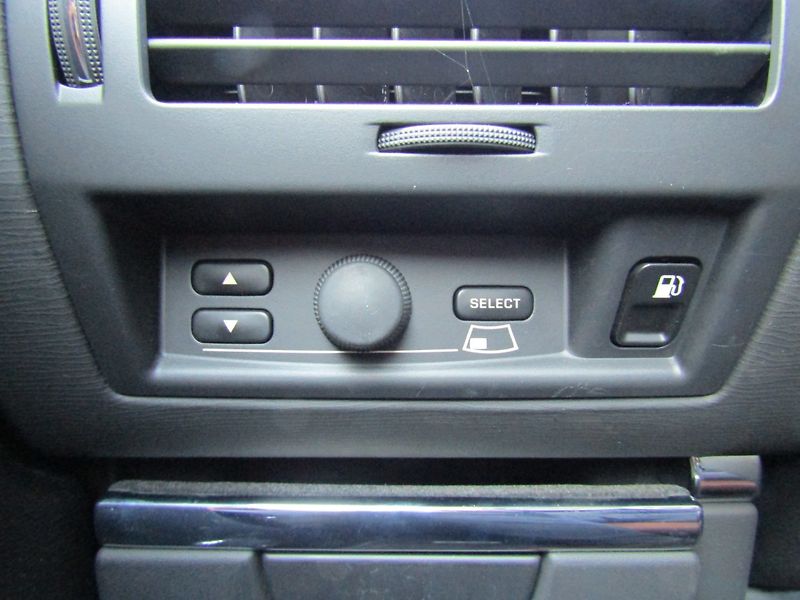 Citroën C6 (2008) 2.7 TDI AUTOMAT 1.MAJITEL - fotka 28 z 38
