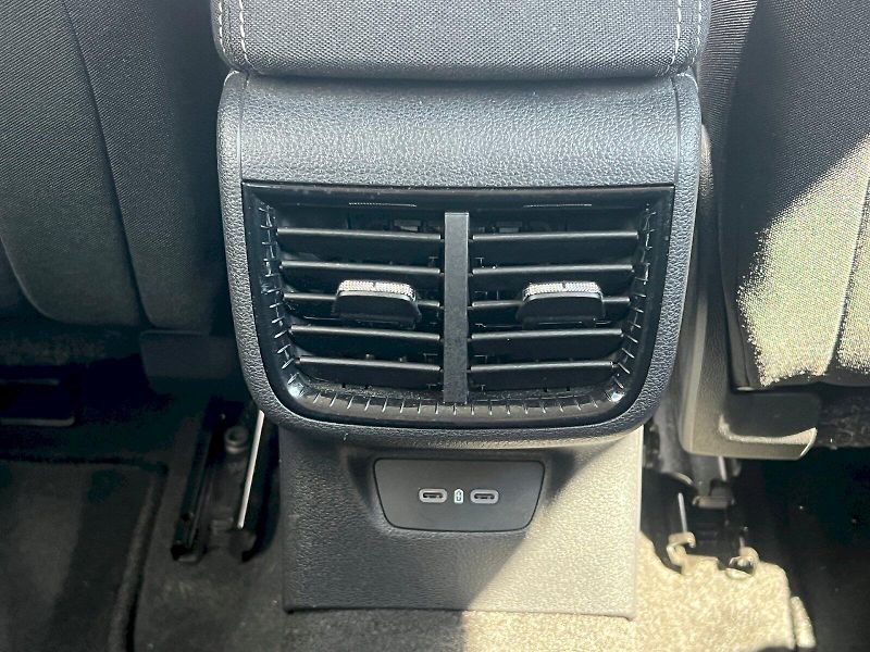 Škoda Fabia (2025) Top Selection 1.0 TSI 85 kW 7° - fotka 29 z 31