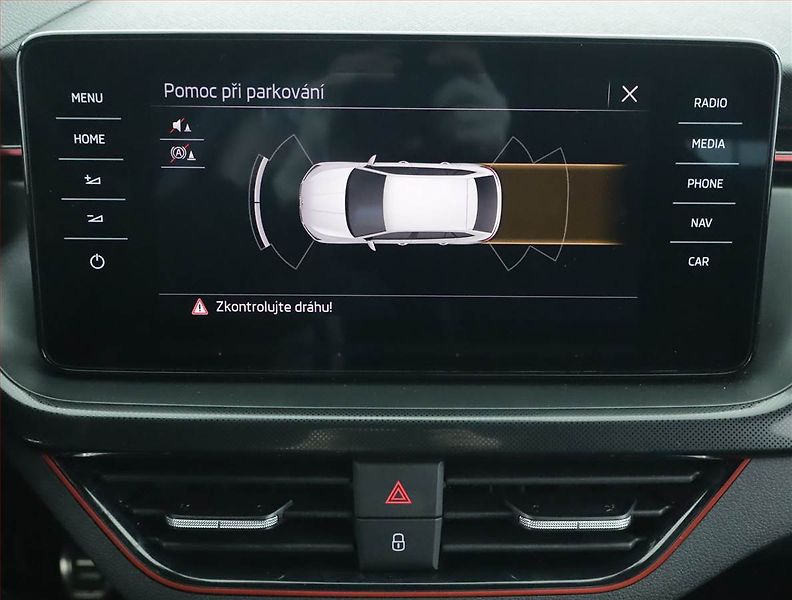 Škoda Scala (2023) 1.0 TSI, Serv.kniha, Kůže - fotka 18 z 18