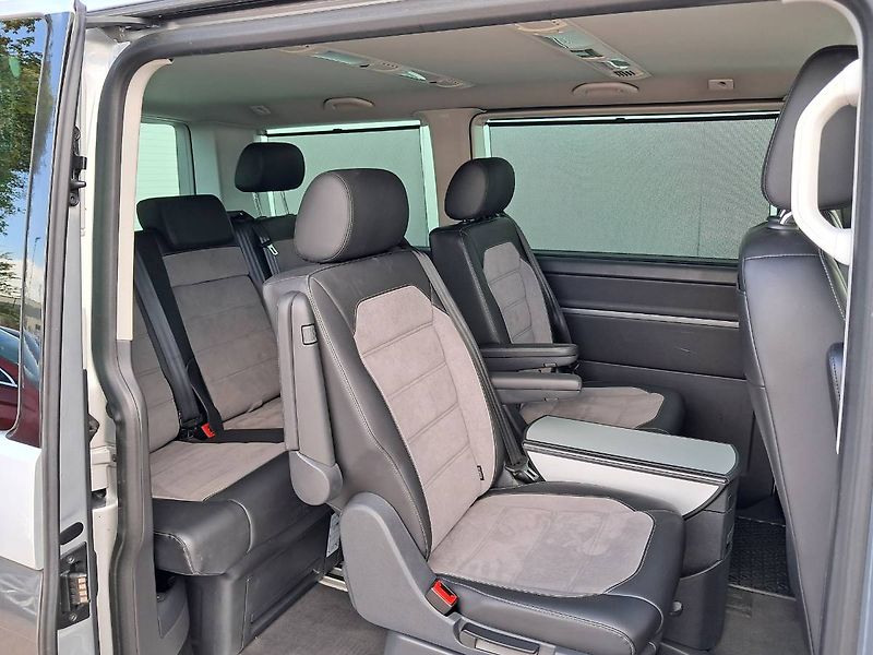 Volkswagen Multivan (2020) Bulli 6.1 Highline 2.0 TDI / 1 - fotka 20 z 24