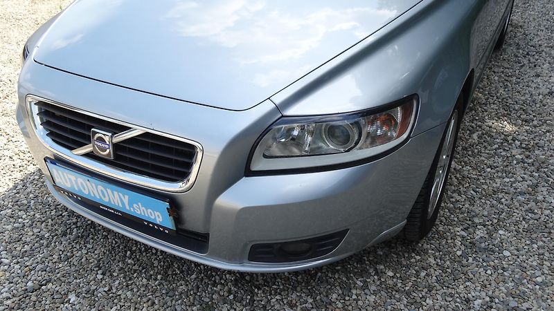 Volvo V50 Kombi 2.0TDi  - fotka 2 z 15