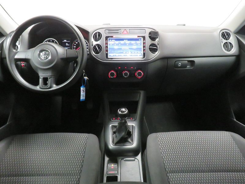 Volkswagen Tiguan - fotka 5 z 24