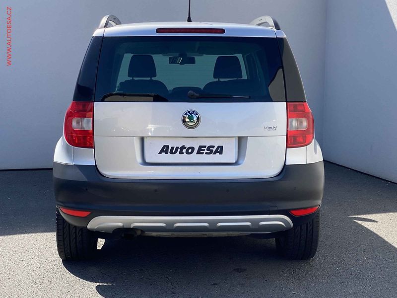 Škoda Yeti (2011) 1.2 TSi, Ambition, +kola - fotka 5 z 17