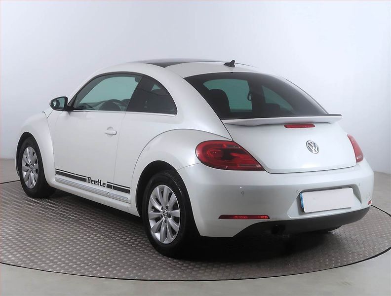 Volkswagen Beetle (2013) 1.6 TDI, Automat, Serv.kniha - fotka 4 z 16