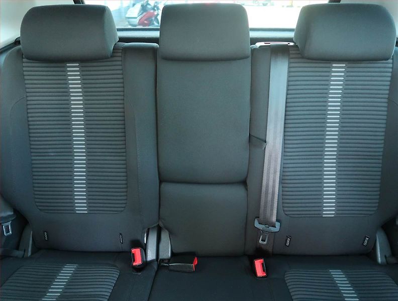Volkswagen Tiguan (2010) 2.0 TDI, 4X4, Tempomat - fotka 10 z 23