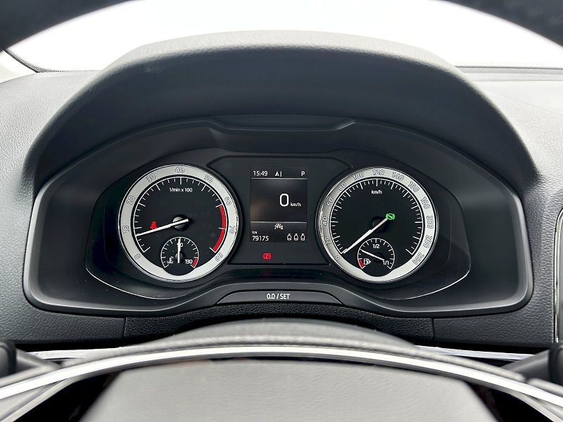 Škoda Karoq (2022) 1.5 TSI 110kW DSG Style - fotka 11 z 35