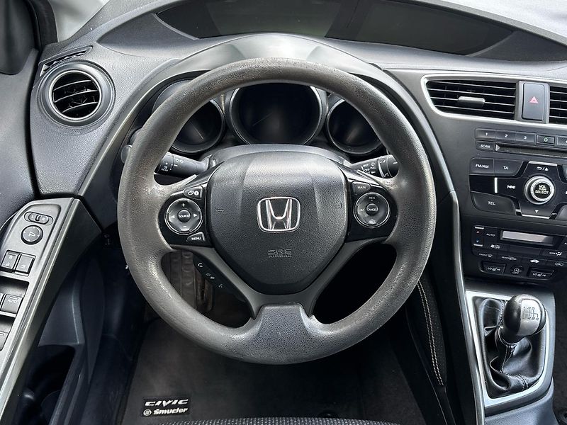 Honda Civic Hatchback - fotka 18 z 20